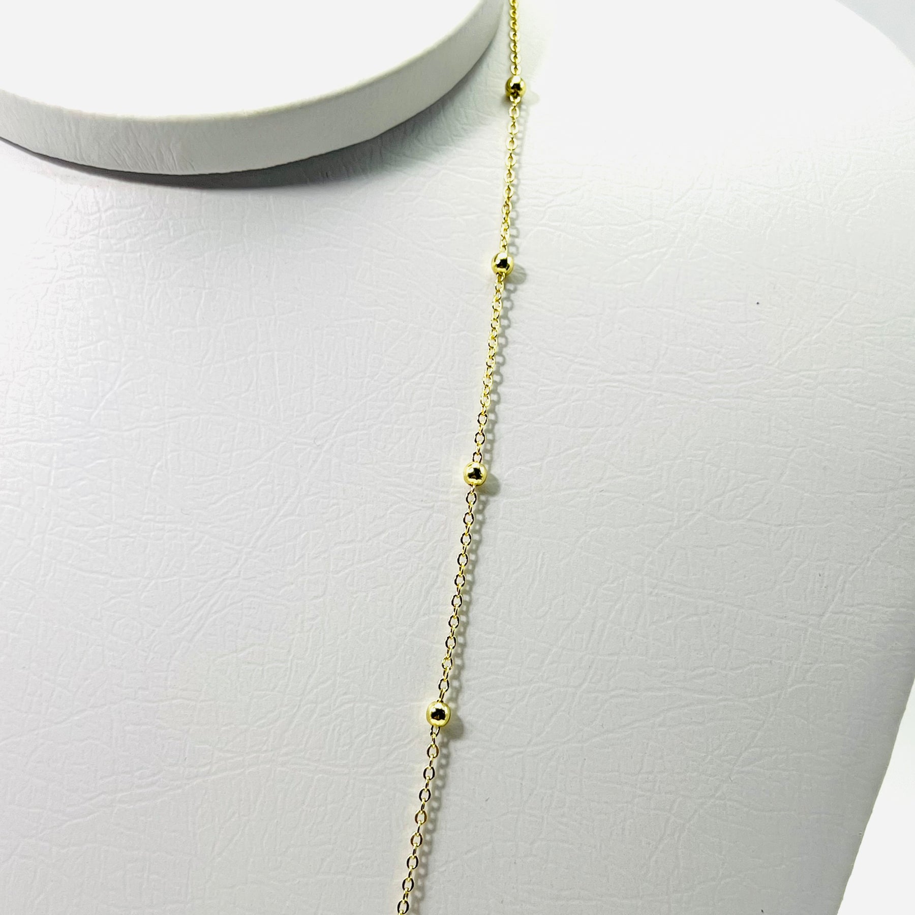 Colar Bolinhas Delicado