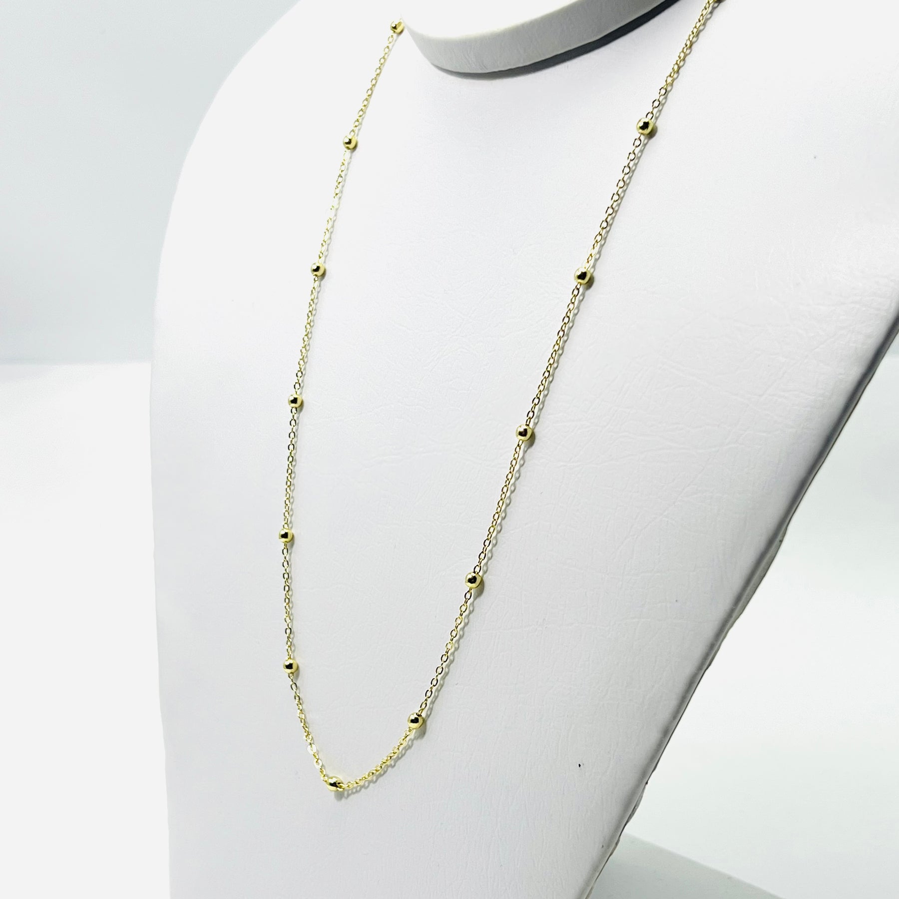 Colar Bolinhas Delicado