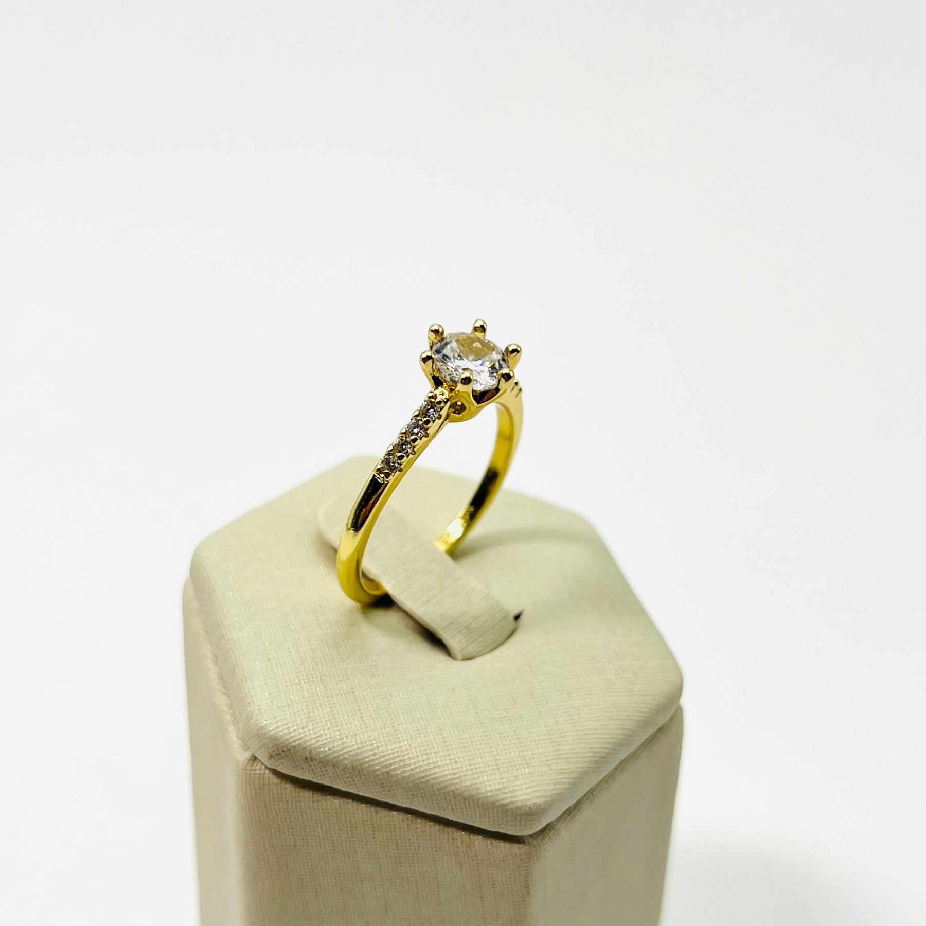 Anel Solitário Vasques Semijóias Com Zircônia Clássico