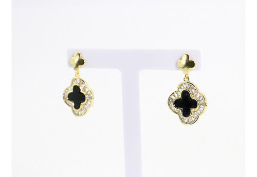 Brinco Trevo Oriente