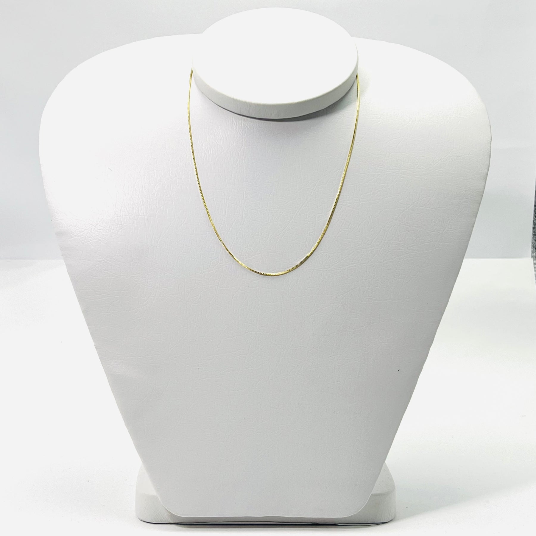 Colar Coraçoes Vazados