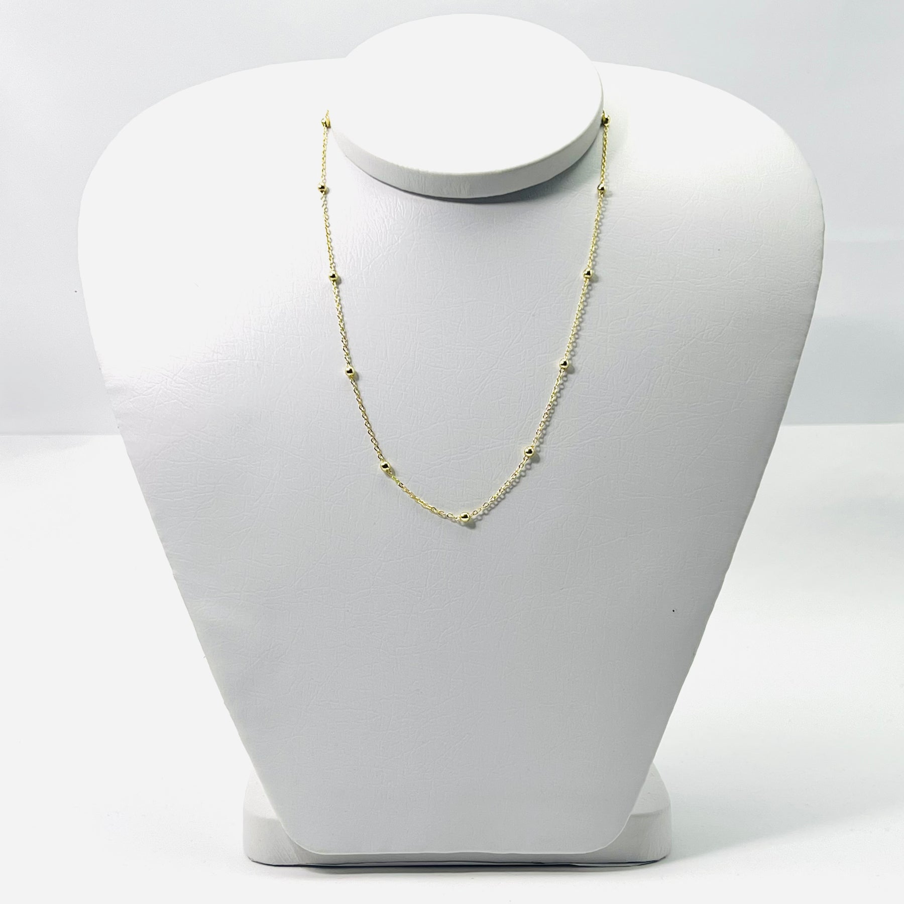 Colar Bolinhas Douradas