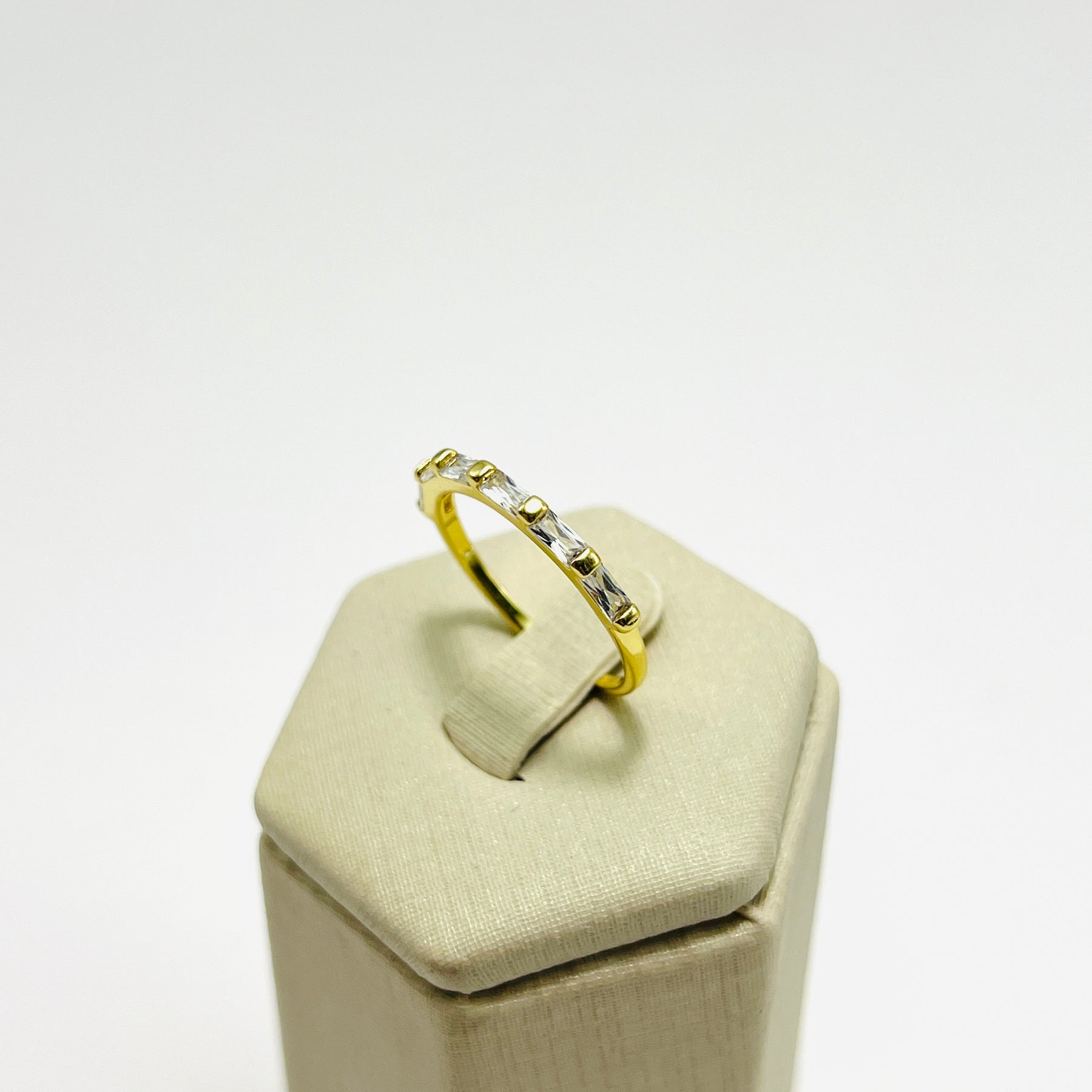 Anel Amira Vasques Semijóias Banhado A Ouro 18k