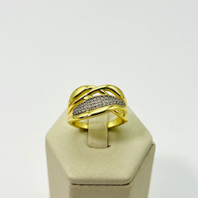 Anel Trançado Cravejado com Zircônias Banhado em Ouro 18K