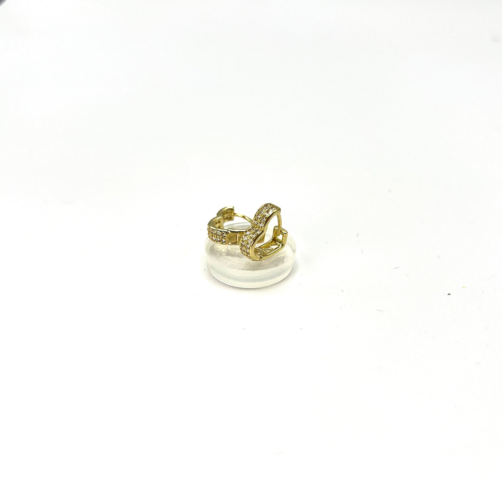 Brinco Argola Coração Cravejada Banhado a Ouro 18k - Vasques Semijóias