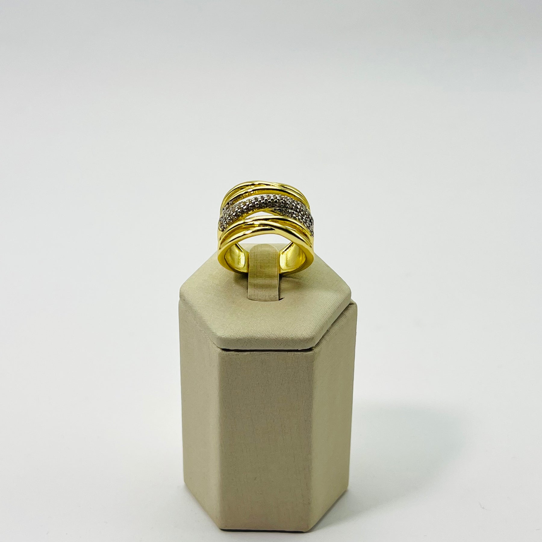 Anel Faixas Craveadas Banhado em Ouro 18K Vasques Semijóias