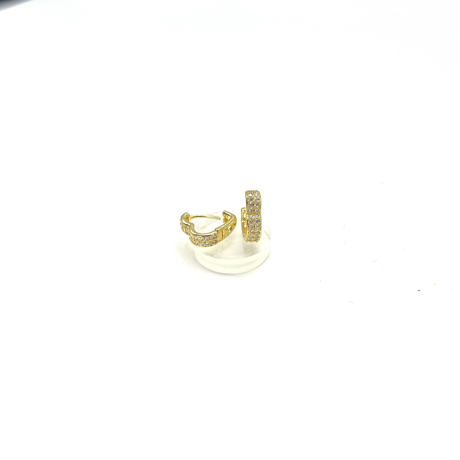 Brinco Argola Coração Cravejada Banhado a Ouro 18k - Vasques Semijóias