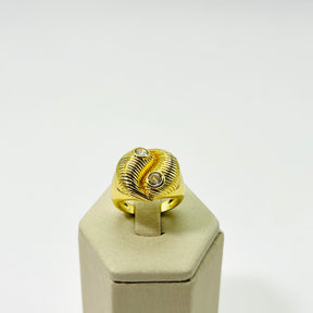Anel Yin Yang com Zircônias Banhado em Ouro 18K Vasques