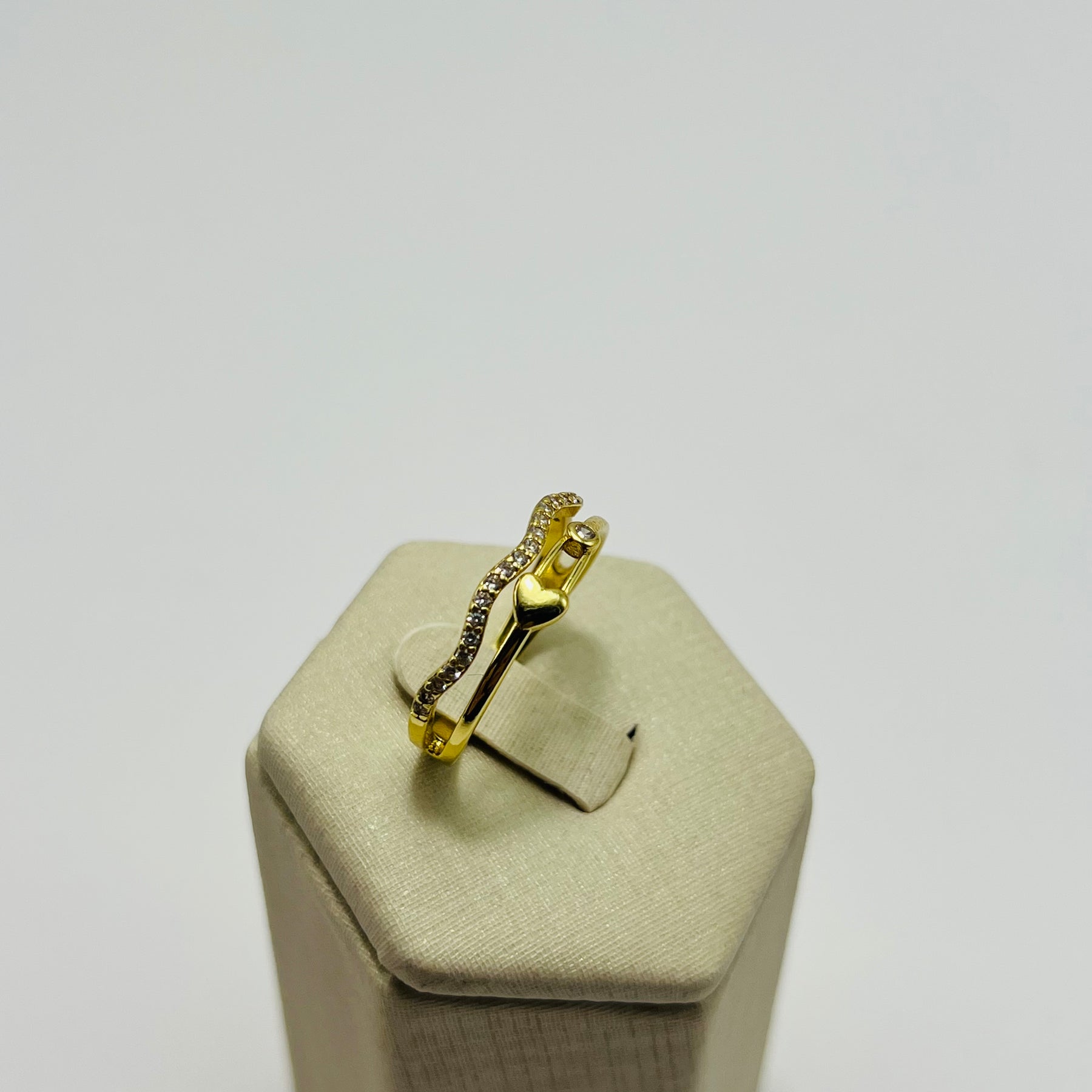 Anel Yara Vasques Semijóias Banhado A Ouro Com Coração