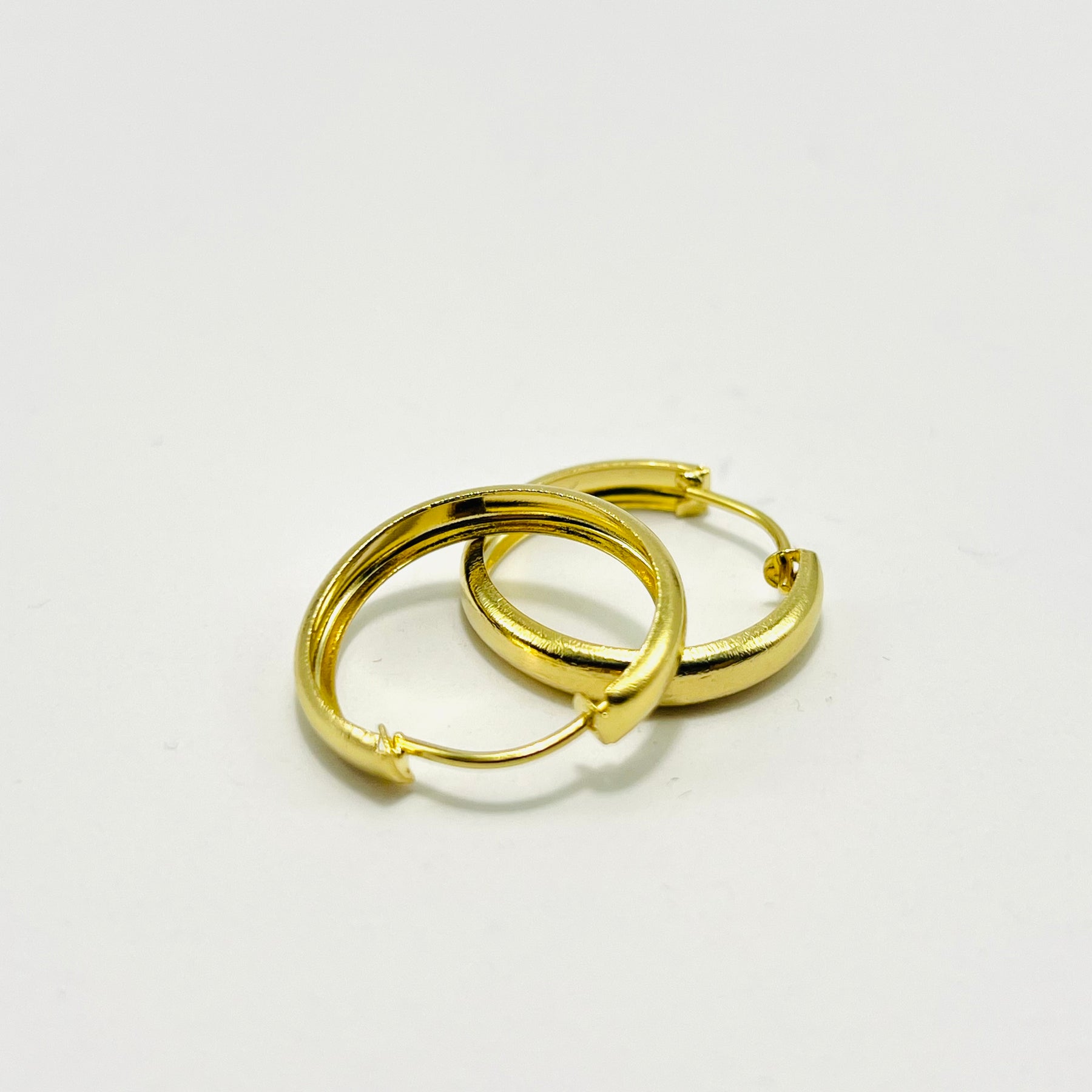 Brinco Argola Dourada Tradicional