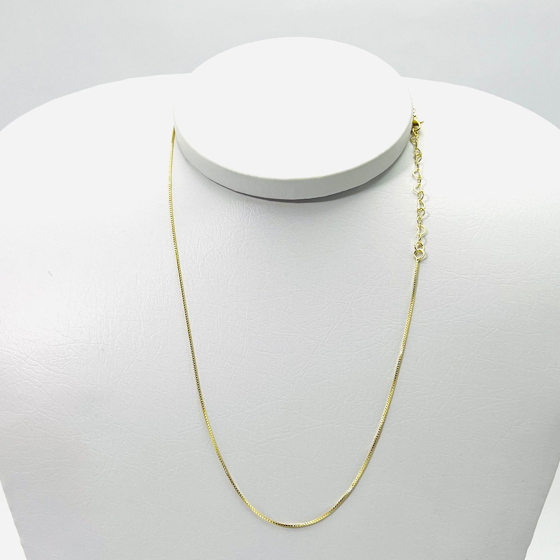 Colar Coraçoes Vazados