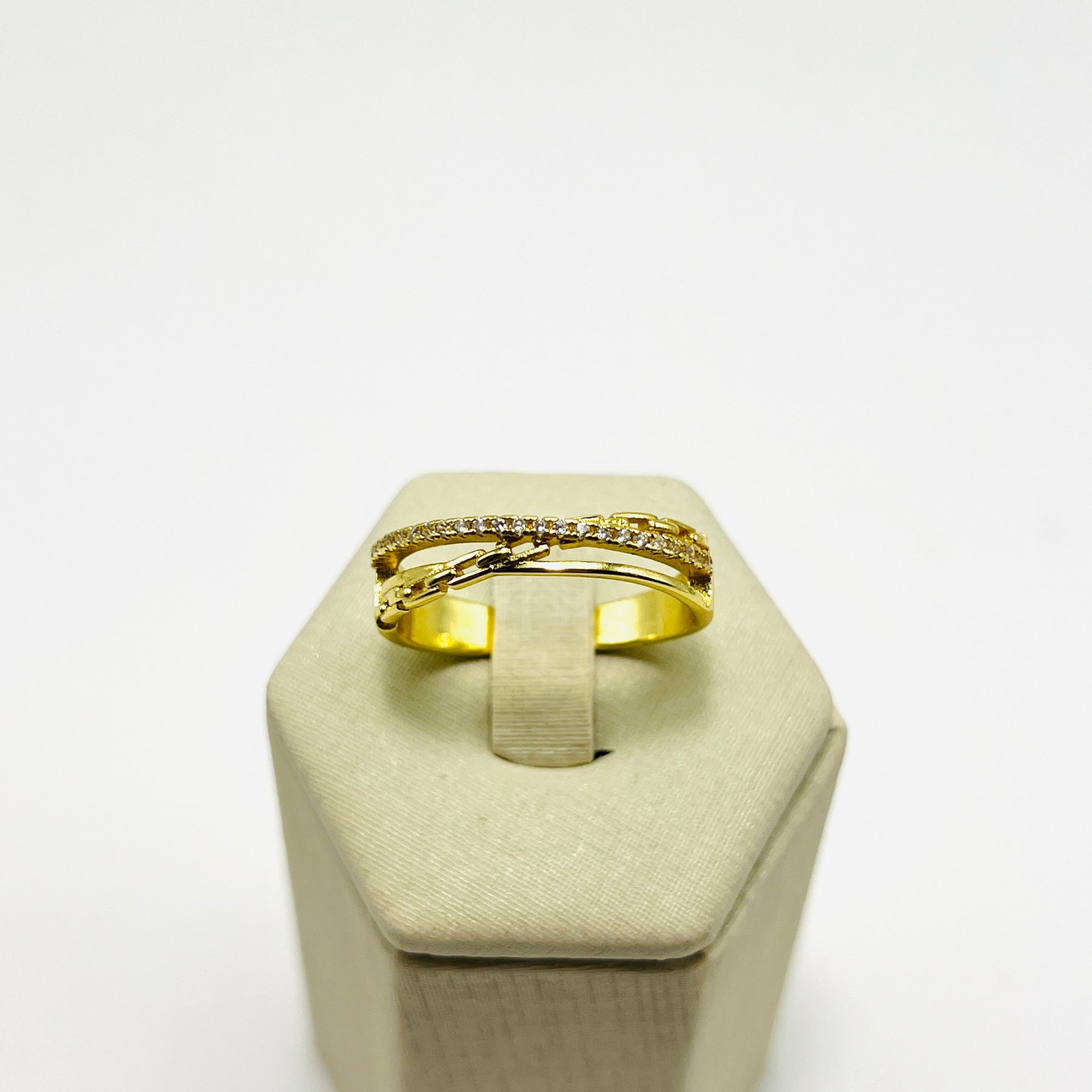 Anel Elegance Vasques Banhado A Ouro Com Zircônia