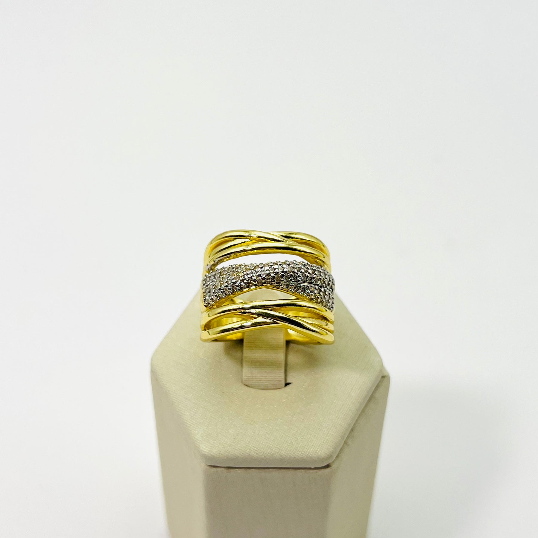 Anel Faixas Craveadas Banhado em Ouro 18K Vasques Semijóias