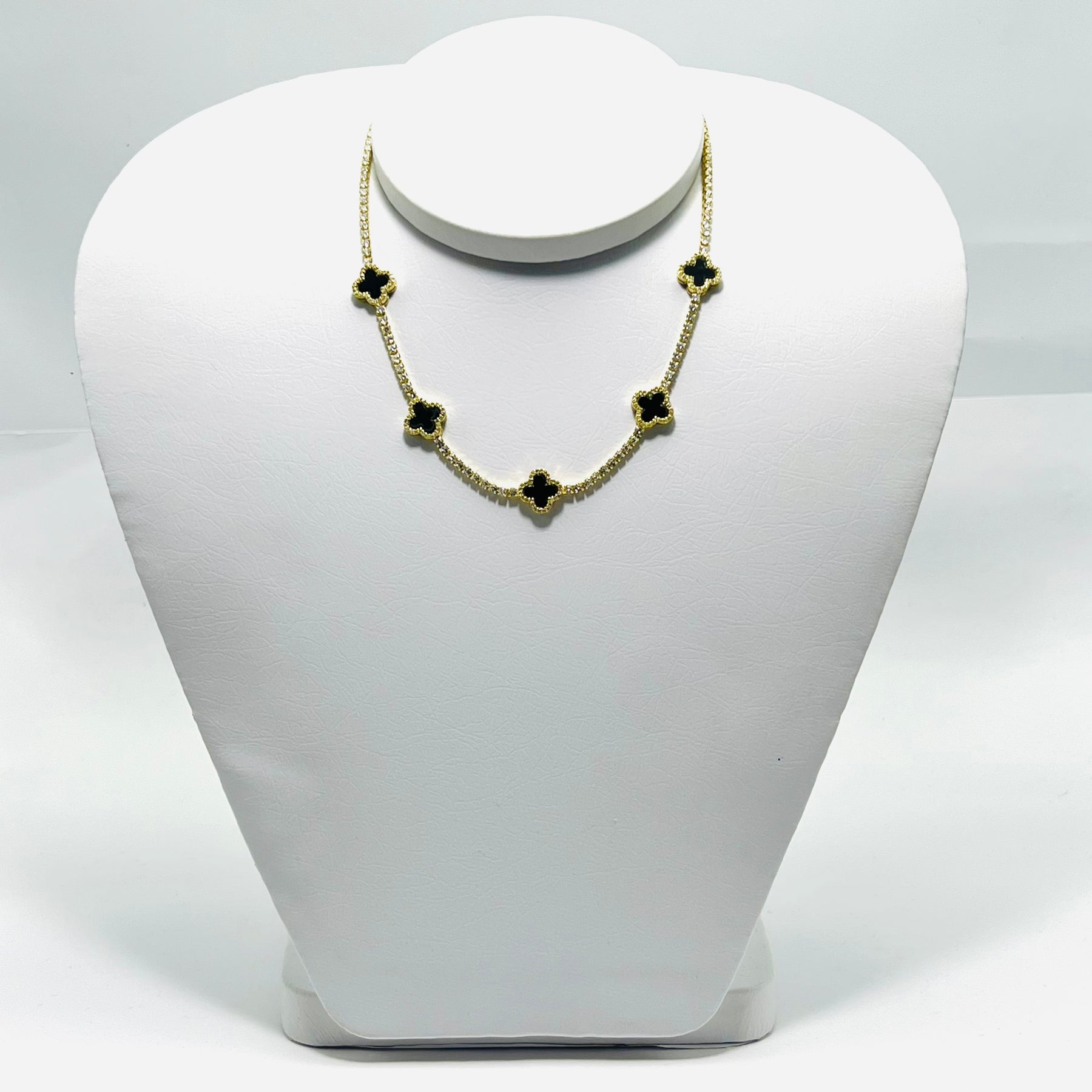 Colar Trevo Alhambra